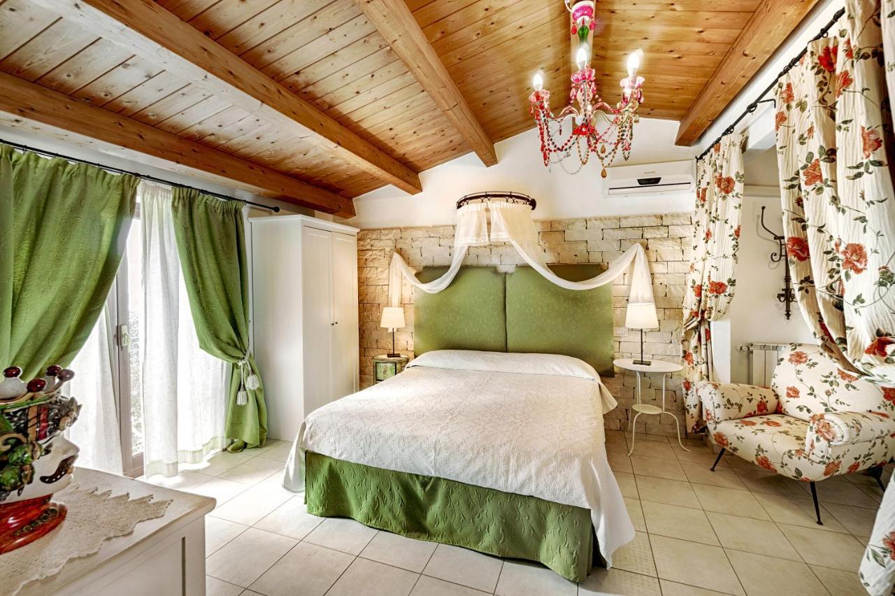 Villa U Marchisi B&B シクリ エクステリア 写真