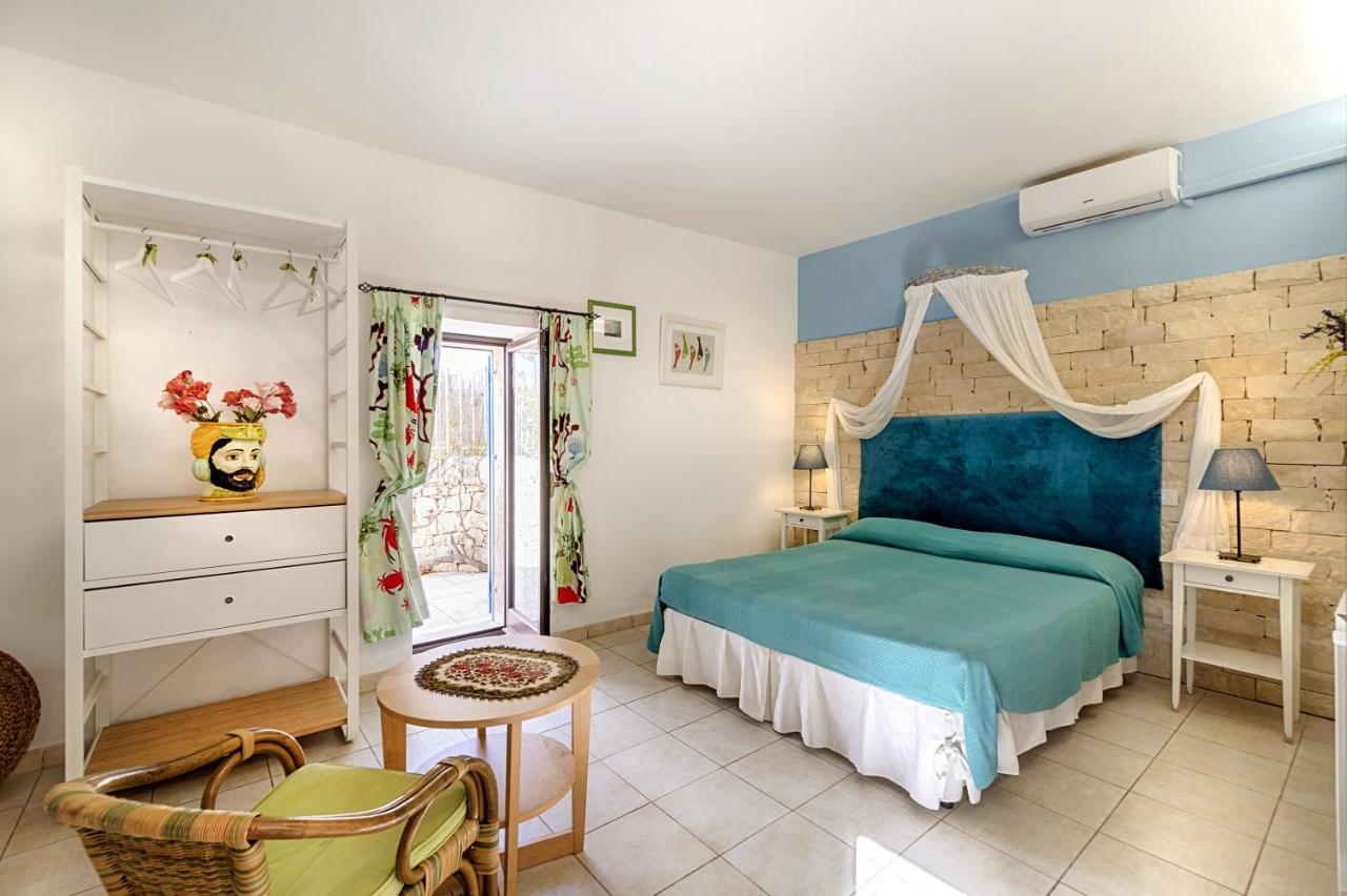 Villa U Marchisi B&B シクリ エクステリア 写真