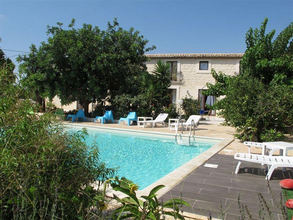 Villa U Marchisi B&B シクリ エクステリア 写真