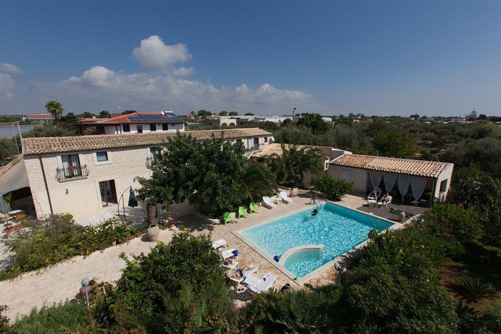 Villa U Marchisi B&B シクリ エクステリア 写真