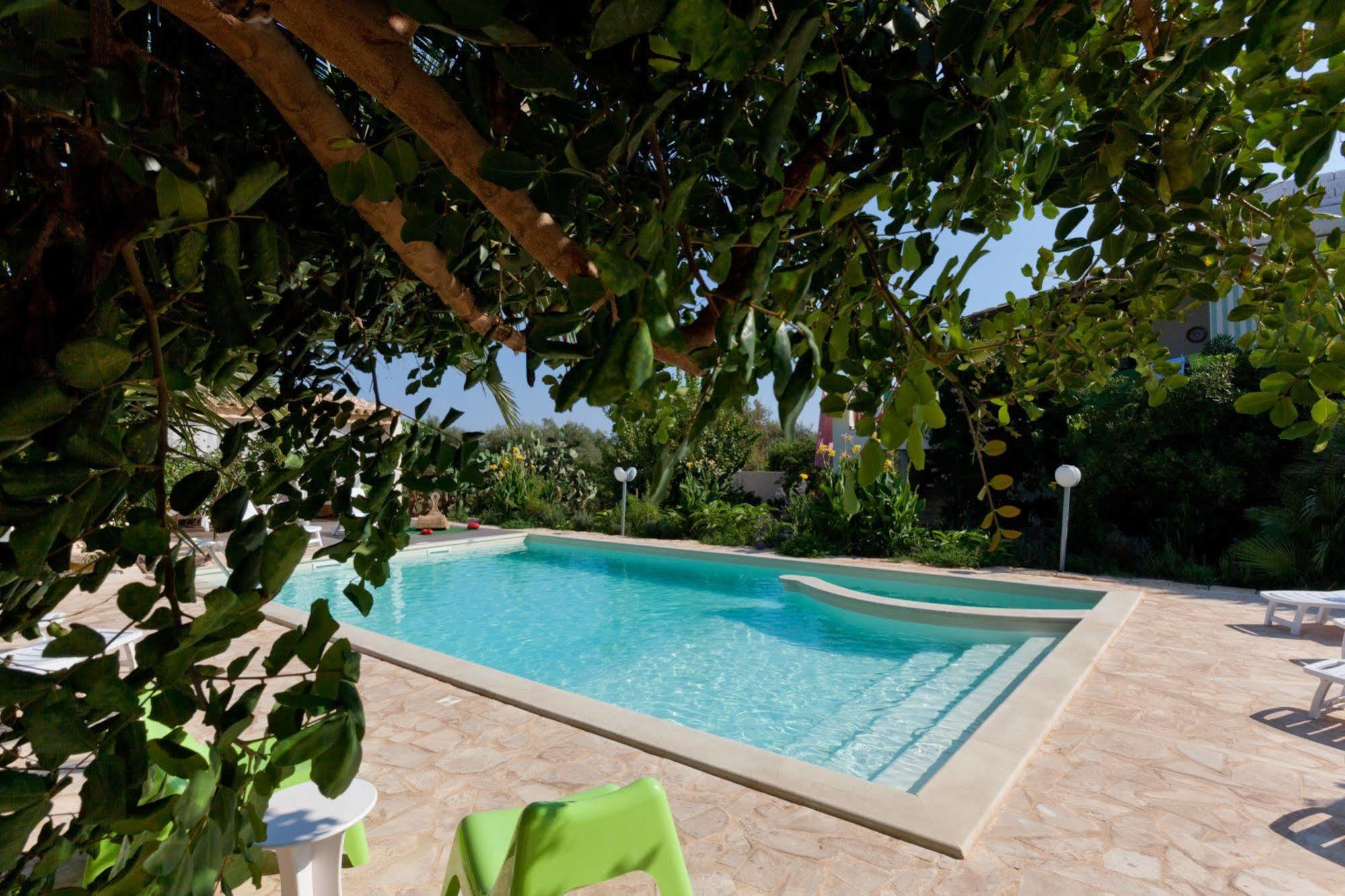 Villa U Marchisi B&B シクリ エクステリア 写真